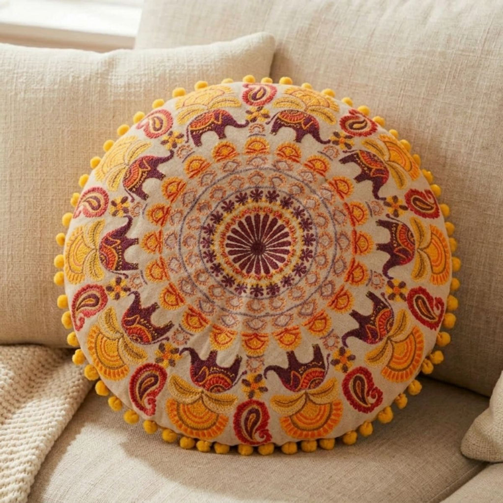 Coussin brodé Éléphant Mandala