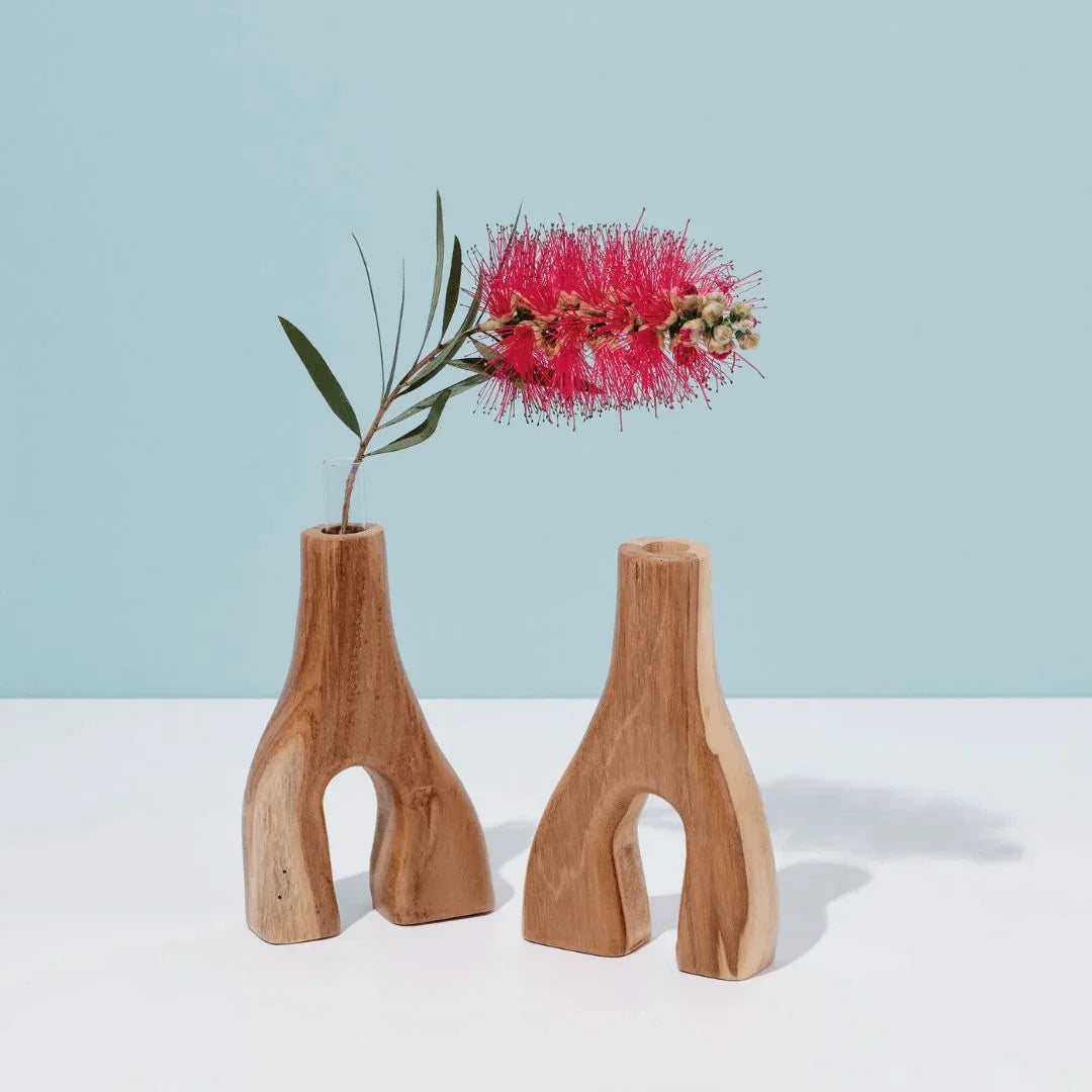 Vase en bois