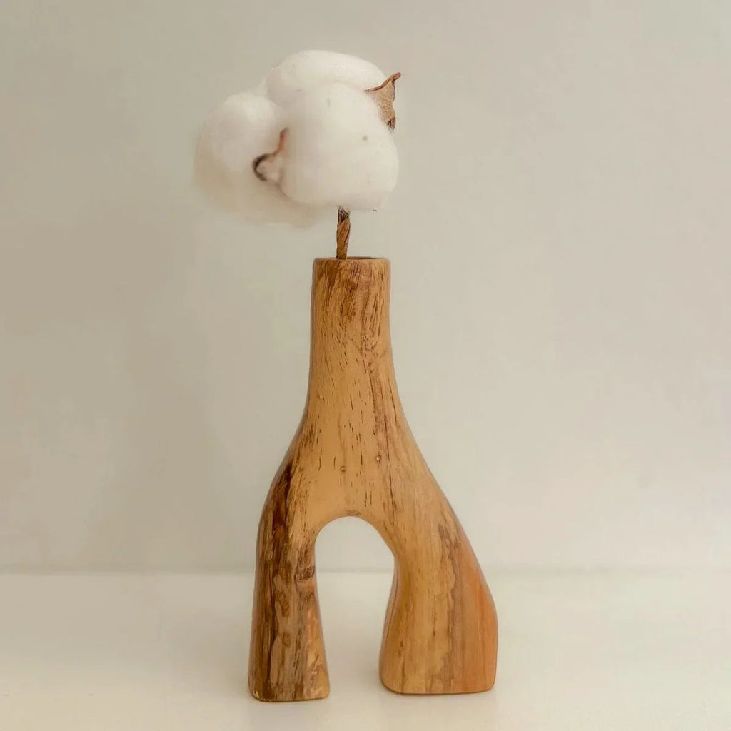 Vase en bois