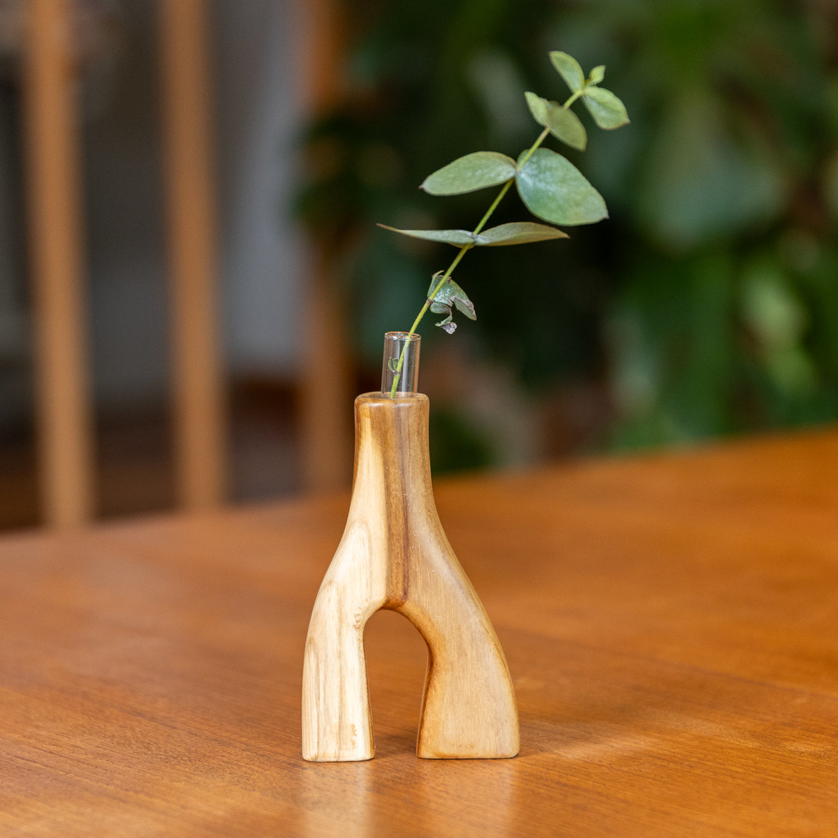 Vase en bois